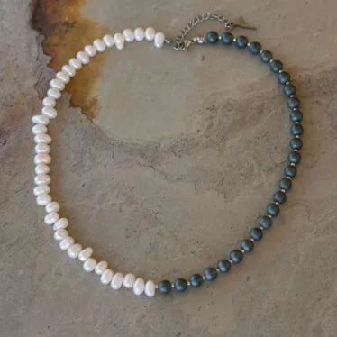 Collier Hématite & perles d’eau douce