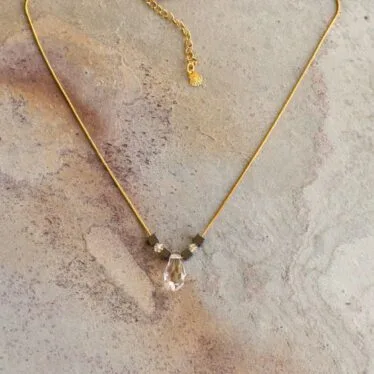 Collier goutte de cristal et hématite
