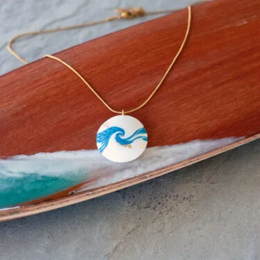 Pendentif La vague, blanc doré